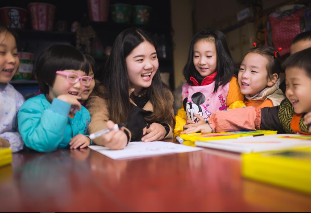 囧艺国际美术教育培训宣传片-孩子