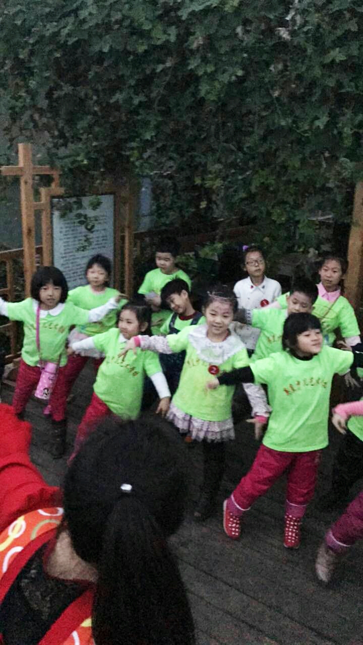英皇囧艺