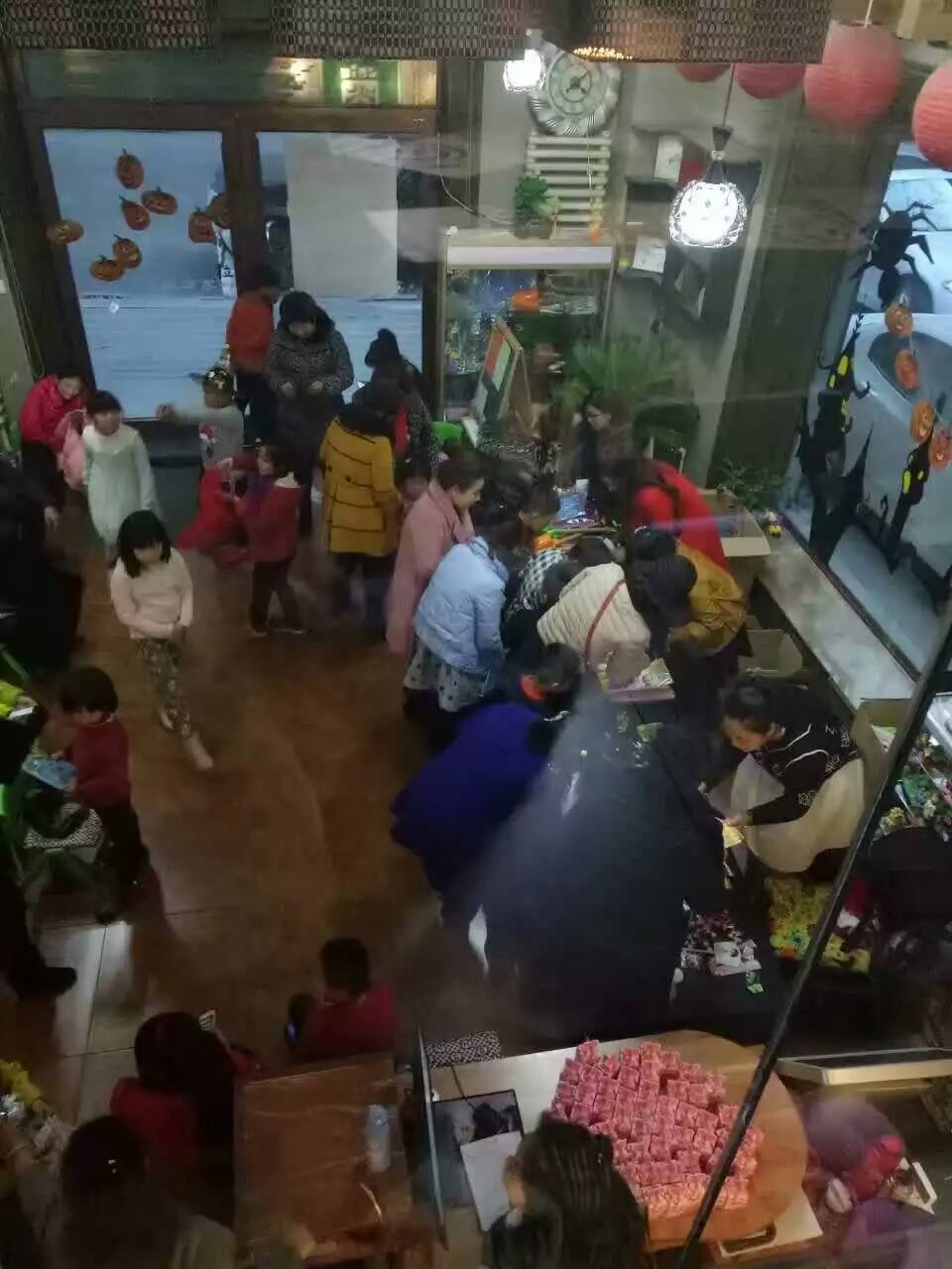 鹤岗万圣节