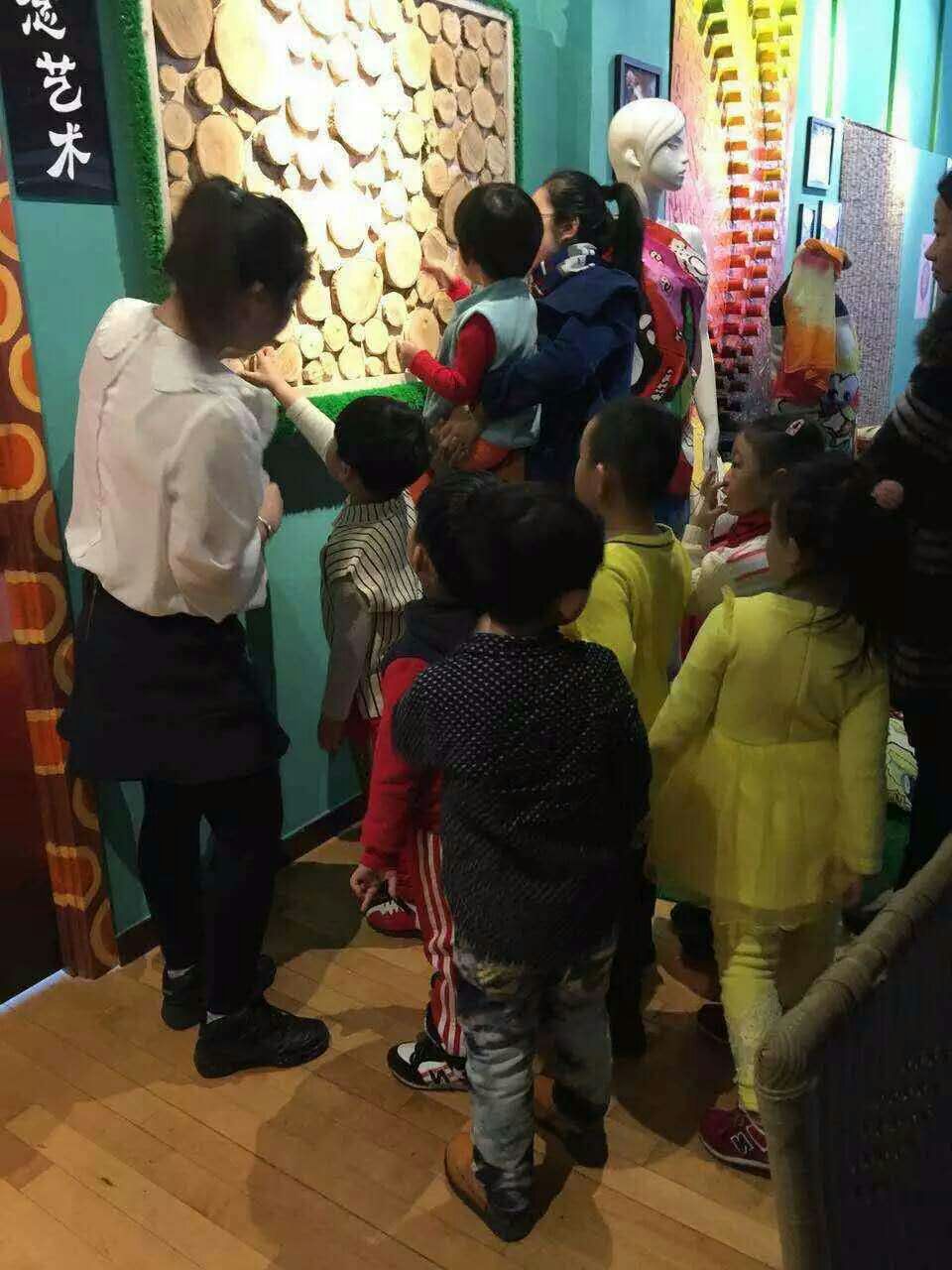 鹤岗美术培训