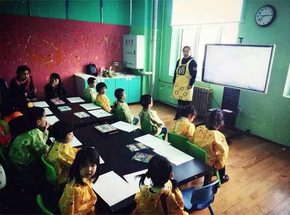 少儿美术加盟